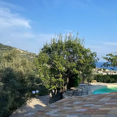 別荘 Relais San Sebastiano ピエトラ・リーグレ