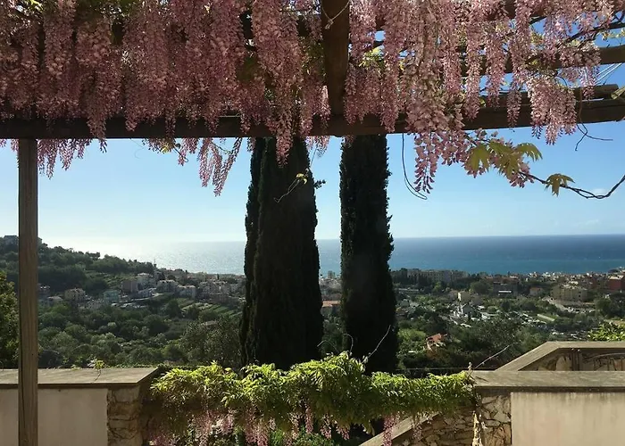 Feriehus Relais San Sebastiano Pietra Ligure